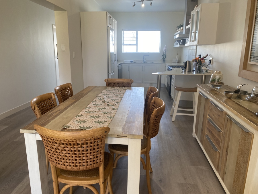 To Let 2 Bedroom Property for Rent in Van Riebeeckstrand Western Cape